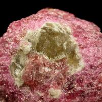 Gittinsite Vlasovite & Eudialyte