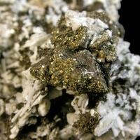 Pyrite & Bastnäsite-(Ce)