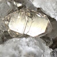 Quartz Var Schaumburger Diamant