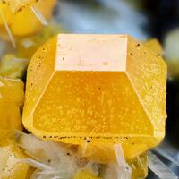 Wulfenite & Baryte