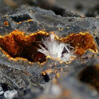 Ludlockite