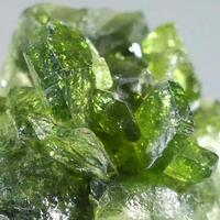 Uvite On Quartz