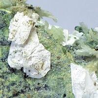 Villyaellenite & Rösslerite