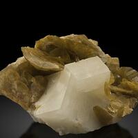 Siderite With Dolomite