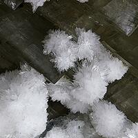 Rauenthalite