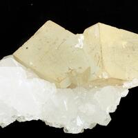 Fluorite Chamosite Quartz & Calcite