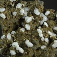 Chabazite-Ca Var Phacolite