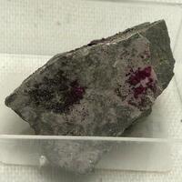 Erythrite