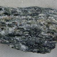 Fluoro-leakeite