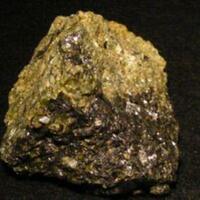 Manganoan Hedenbergite With Sphalerite