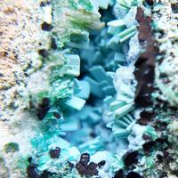 Chrysocolla & Hemimorphite & Wulfenite