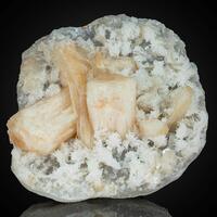 Stellerite & Quartz Psm Mordenite On Chalcedony