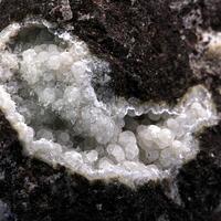 Cowlesite & Calcite