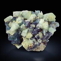 Beryl Var Heliodor With Fluorite