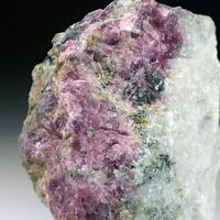 Tugtupite