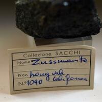 Zussmanite