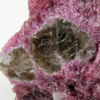 Vlasovite Gittinsite Eudialyte & Magnesiokatophorite