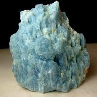 Aquamarine With Quartz