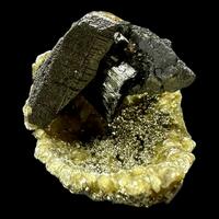 Ferberite & Pyrite