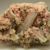 Rhodochrosite Quartz & Stilbite