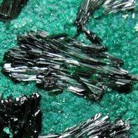 Atacamite & Halloysite On Pseudomalachite