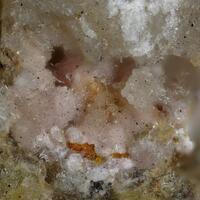Villyaellenite