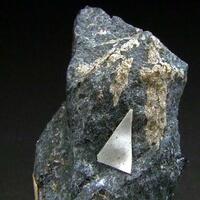 Vitusite-(Ce) Erikite & Lomonosovite