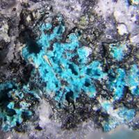 Mahnertite