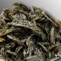 Scheelite & Fluorite On Zinnwaldite