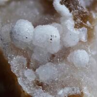 Hydromagnesite