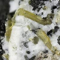 Rinkite
