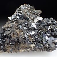 Siderite Gormanite & Quartz