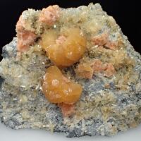 Stellerite & Chabazite & Boulangerite