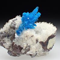 Pentagonite & Heulandite