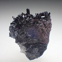 Manganvesuvianite