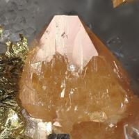 Scheelite & Chalcopyrite