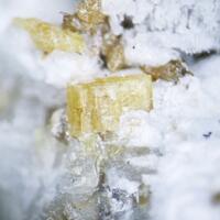 Wöhlerite