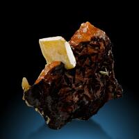 Wulfenite