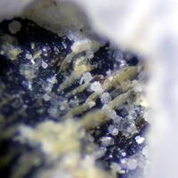 Pyroaurite-2H & Tetraferriphlogopite