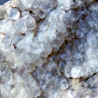Melanophlogite