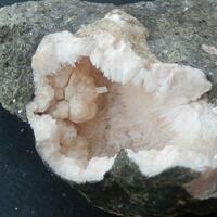 Natrolite & Analcime
