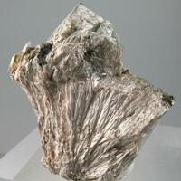 Yuksporite