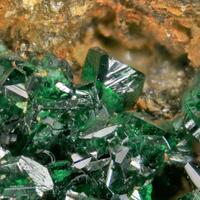 Gillardite