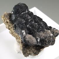 Groutite