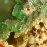 Metarauchite