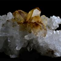 Quartz With Rutile Inclusions