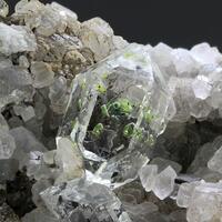 Quartz With Hydrocarbon Inclusions