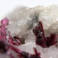 Erythrite