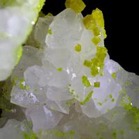 Pyromorphite On Quartz