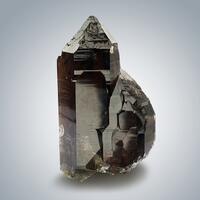 Smoky Quartz Var Gwindel